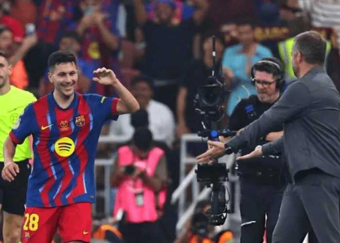 弗里克执教巴萨87场15次进5球，哈维143场仅5次